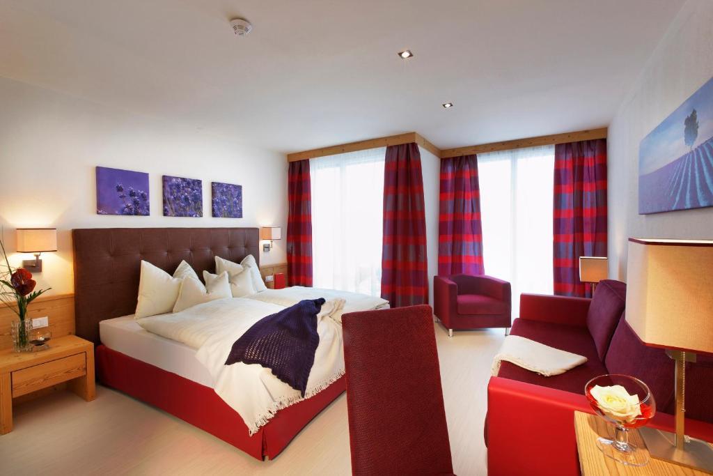 Hotel Amaten Brunico Room photo