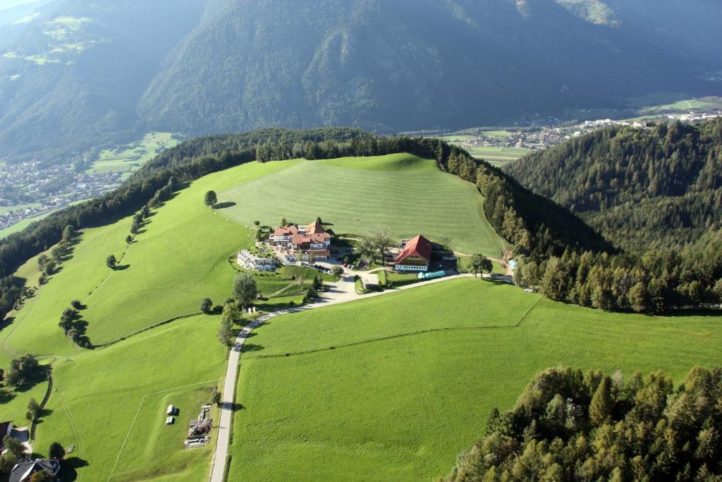 Hotel Amaten Brunico Exterior photo