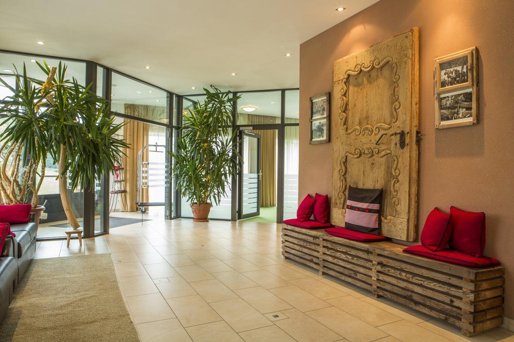 Hotel Amaten Brunico Exterior photo